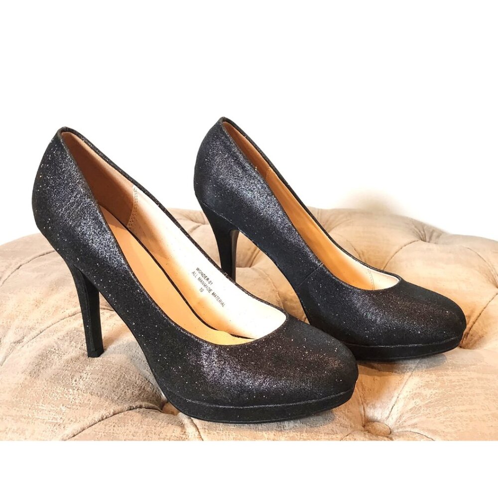 Silver Dew Wonder Glitter Black Round Toe Pump Size 10